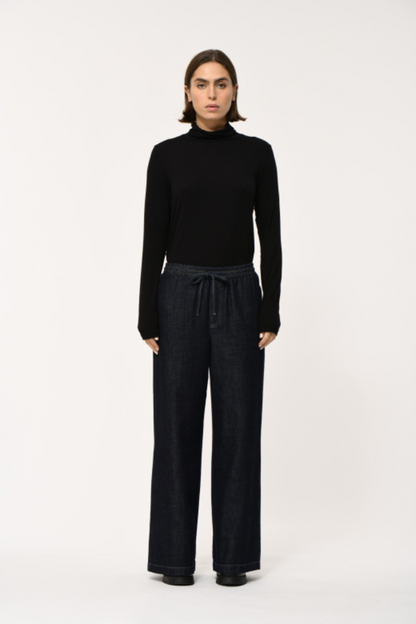 Humility palazzo jean